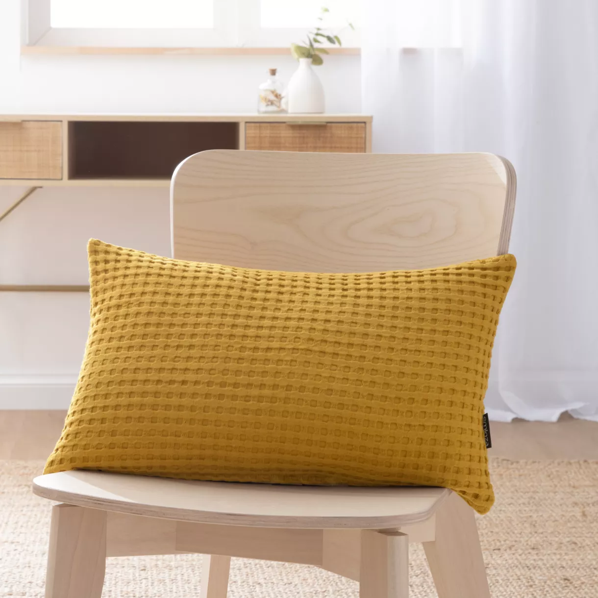 eminza Housse de coussin rectangulaire coton nid d'abeille (30 x 50 cm) Maya Jaune safran