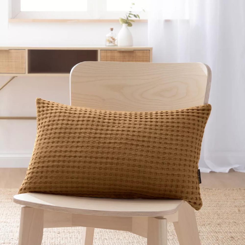 eminza Housse de coussin rectangulaire coton nid d'abeille (30 x 50 cm) Maya Camel