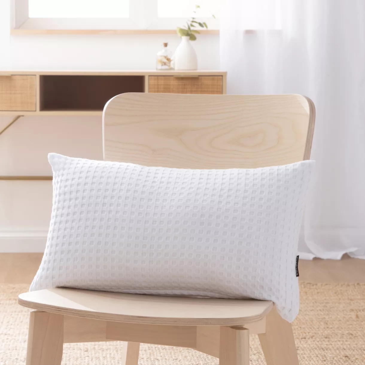 eminza Housse de coussin rectangulaire coton nid d'abeille (30 x 50 cm) Maya Blanche
