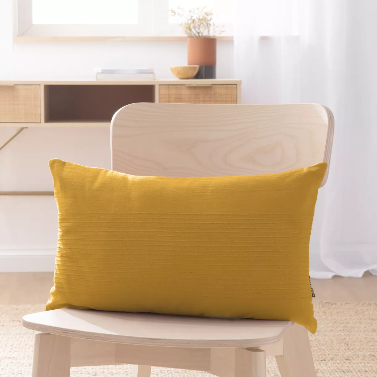 eminza Housse de coussin rectangulaire coton tissé (30 x 50 cm) Léa Jaune safran