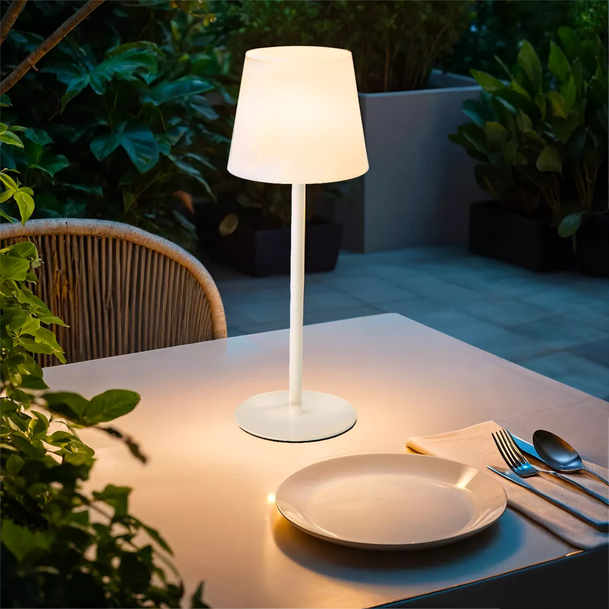 eminza Lampe de table sans fil rechargeable USB LED (H40 cm) Manhattan Blanc