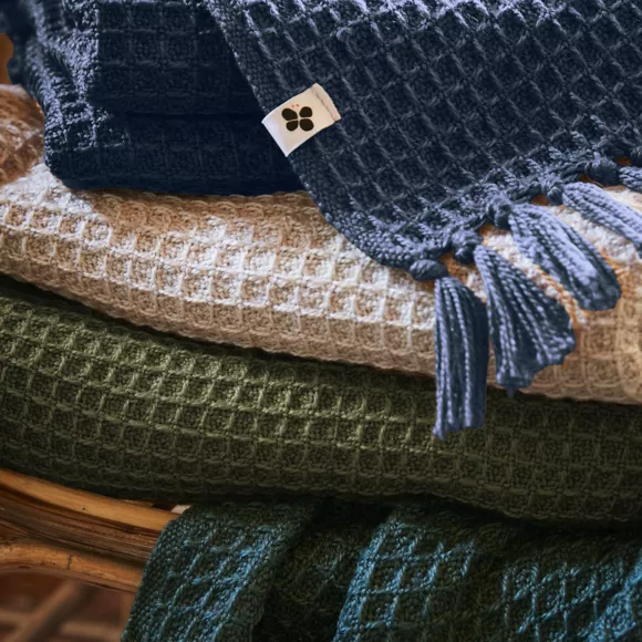 Eminza Plaid Canapé Matière Recyclée (130 X 160 Cm) Gabin Bleu Nuit