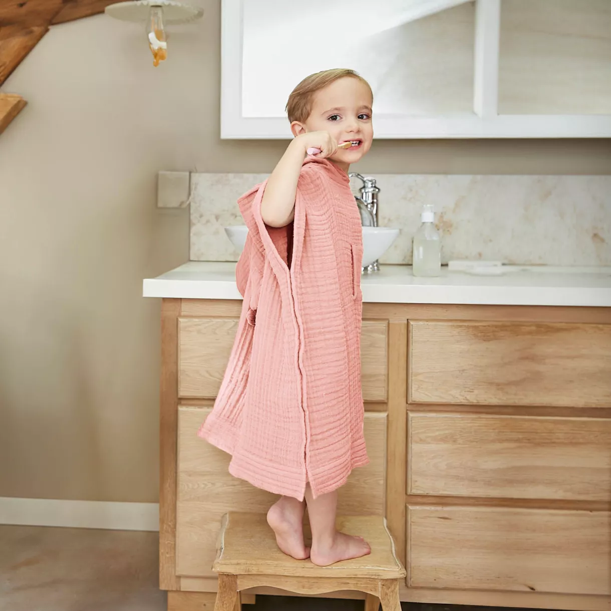 eminza Poncho de bain enfant gaze de coton 2/5 ans Gaïa Rose pêche