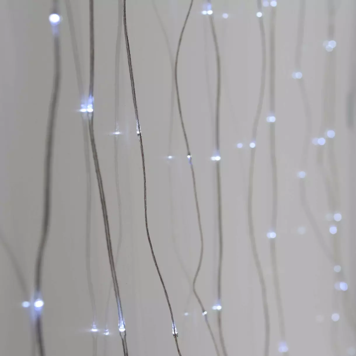 eminza Rideau lumineux H1 90 m L1 90 m 400 Micro LED Blanc froid