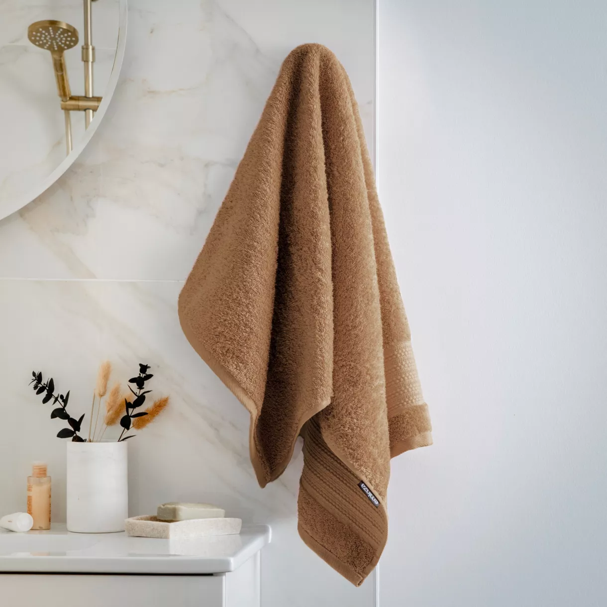 eminza Serviette de bain coton bio (50 x 90 cm) Méline Camel