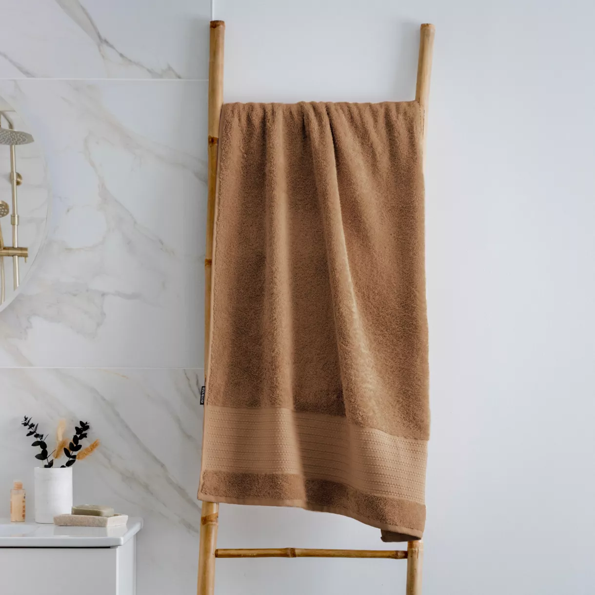 eminza Serviette de bain coton bio (70 x 130 cm) Méline Camel