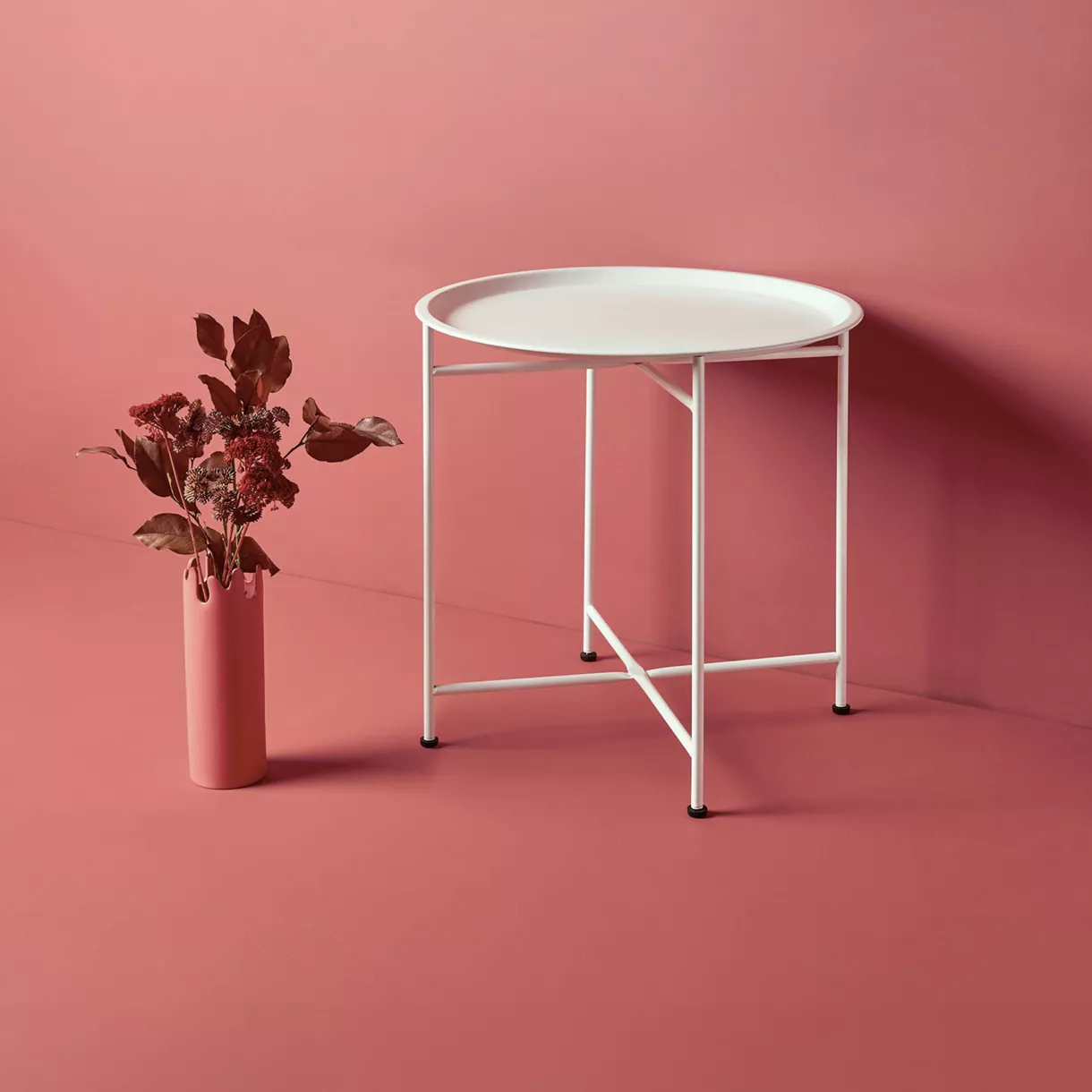 eminza Table d'appoint tripode ronde en métal (H50 cm) Blanche