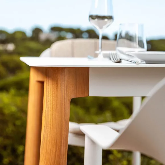 Eminza Table De Jardin Carrée En Aluminium 2 Places (76 X 76 Cm) Monte Carlo Blanc