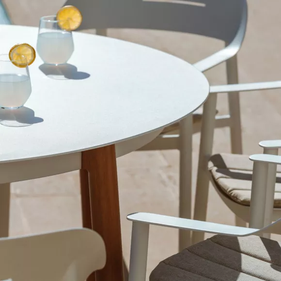 Eminza Table De Jardin Ronde En Aluminium 8 Places (D149 Cm) Monte Carlo Blanc