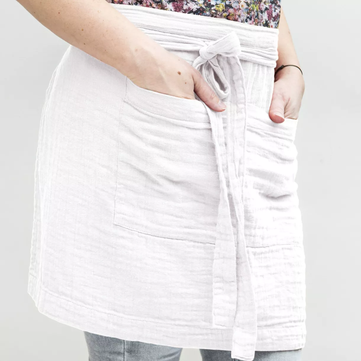 eminza Tablier avec poches gaze de coton Gaïa Blanc chantilly