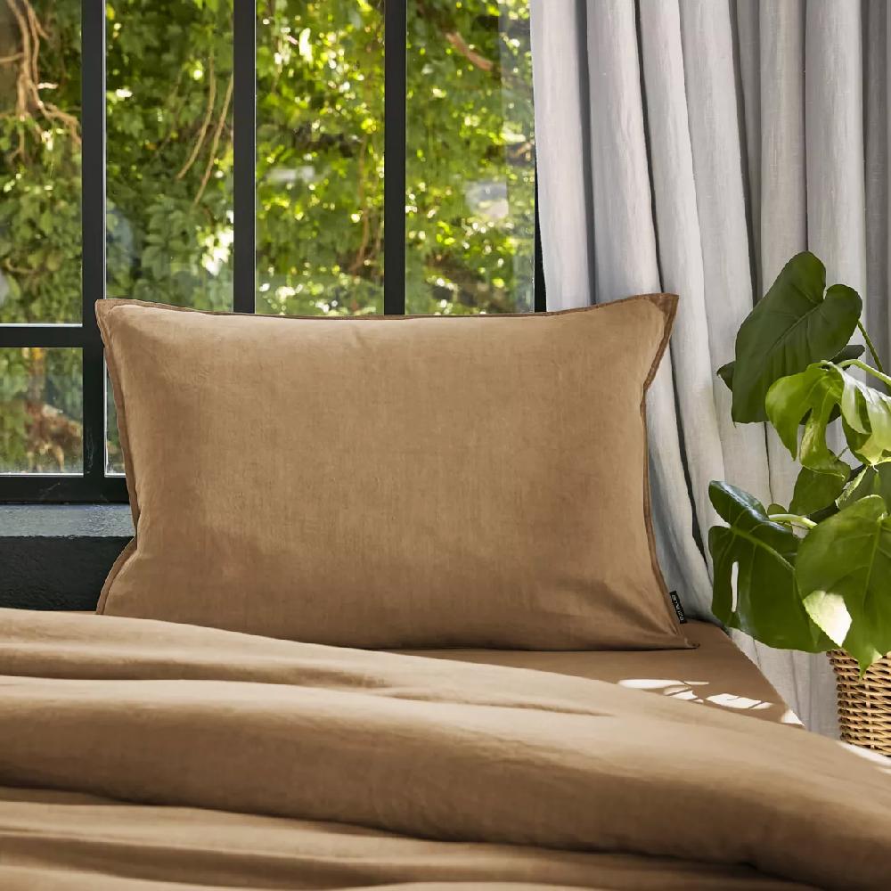 eminza Taie d'oreiller rectangulaire lyocell Tencel™ lavé (50 x 70 cm) Olivia Camel