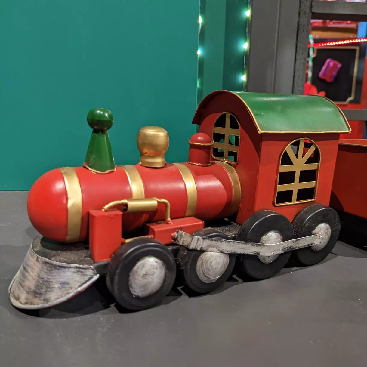eminza Train de Noël en métal (58 cm) Wagons de marchandise