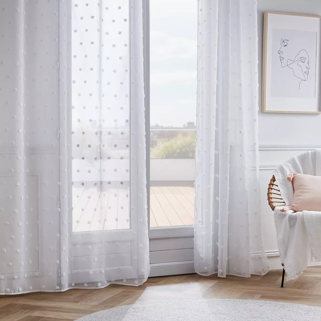 eminza Voilage oeillets pompons (140 x 240 cm) Emie Blanc