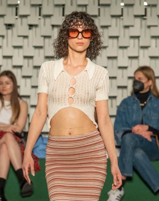 emmanuelle khanh Lunettes de soleil MC01