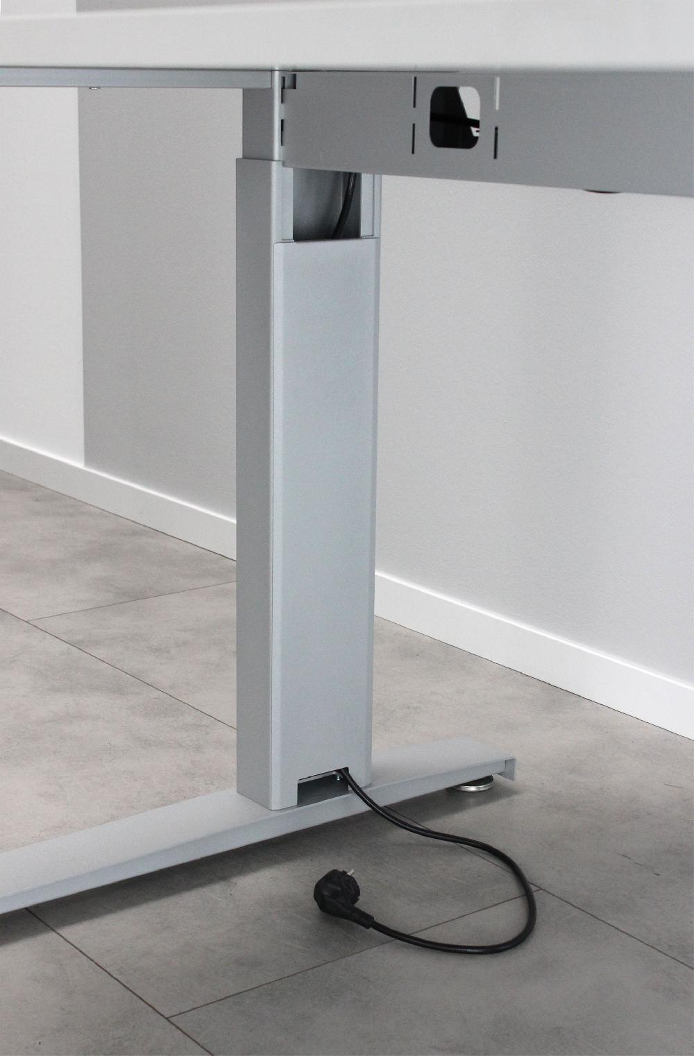 Emob Bureau Osmond 160cm Mechanisch Verstelbaar - Lichtgrijs/zilver