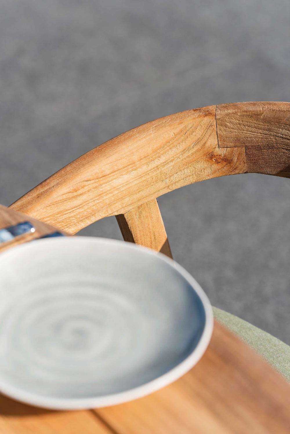 Emob Tuinstoel Makassar