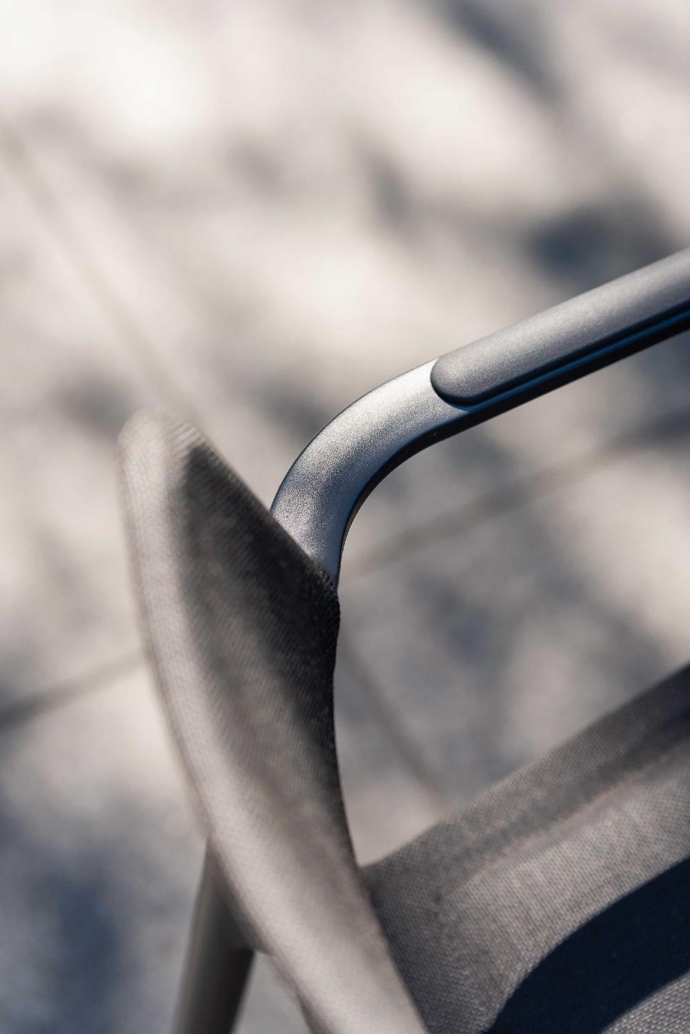 Emob Tuinstoel Pili - Antraciet