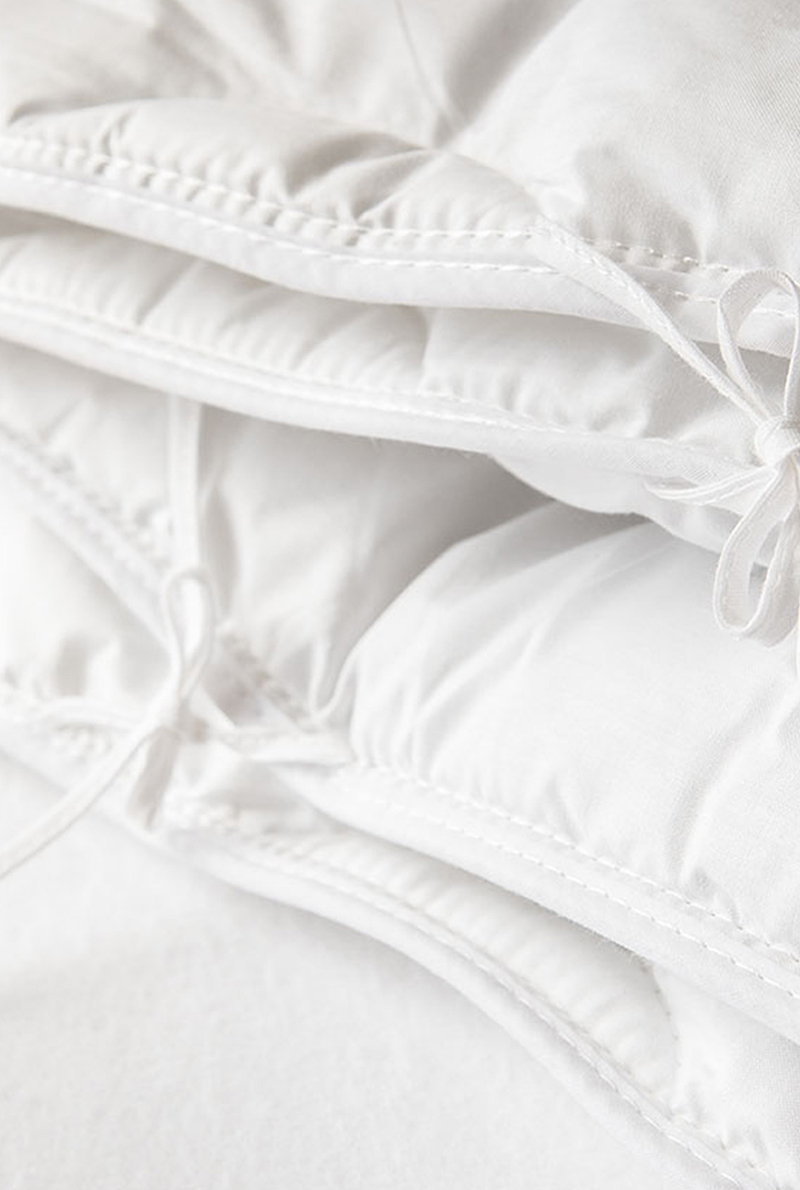 Essix Home Collection Couette En Polyester Tempérée