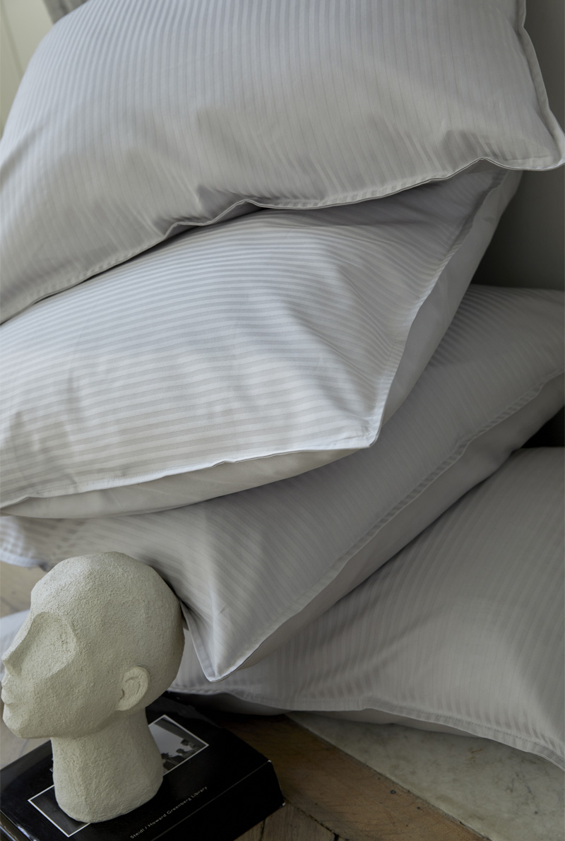Essix Home Collection Taie D'oreiller En Jacquard De Satin Grand Hôtel