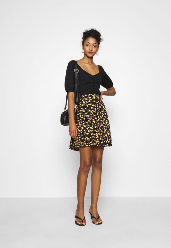 even&odd 2 PACK – Jupe trapèze Even&Odd en remise