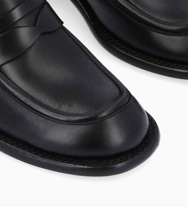 Free Lance Anaïs 50 Mocassin à Talon à Bout Carré Cuir De Veau Lisse Brillant Noir