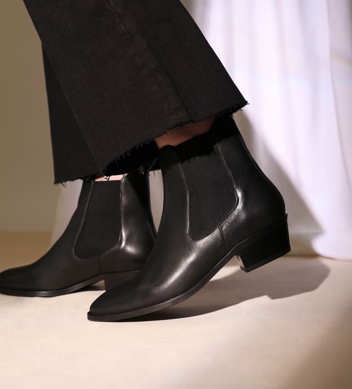 Free Lance Kim 40 Bottine Western Chelsea Cuir Lisse Noir