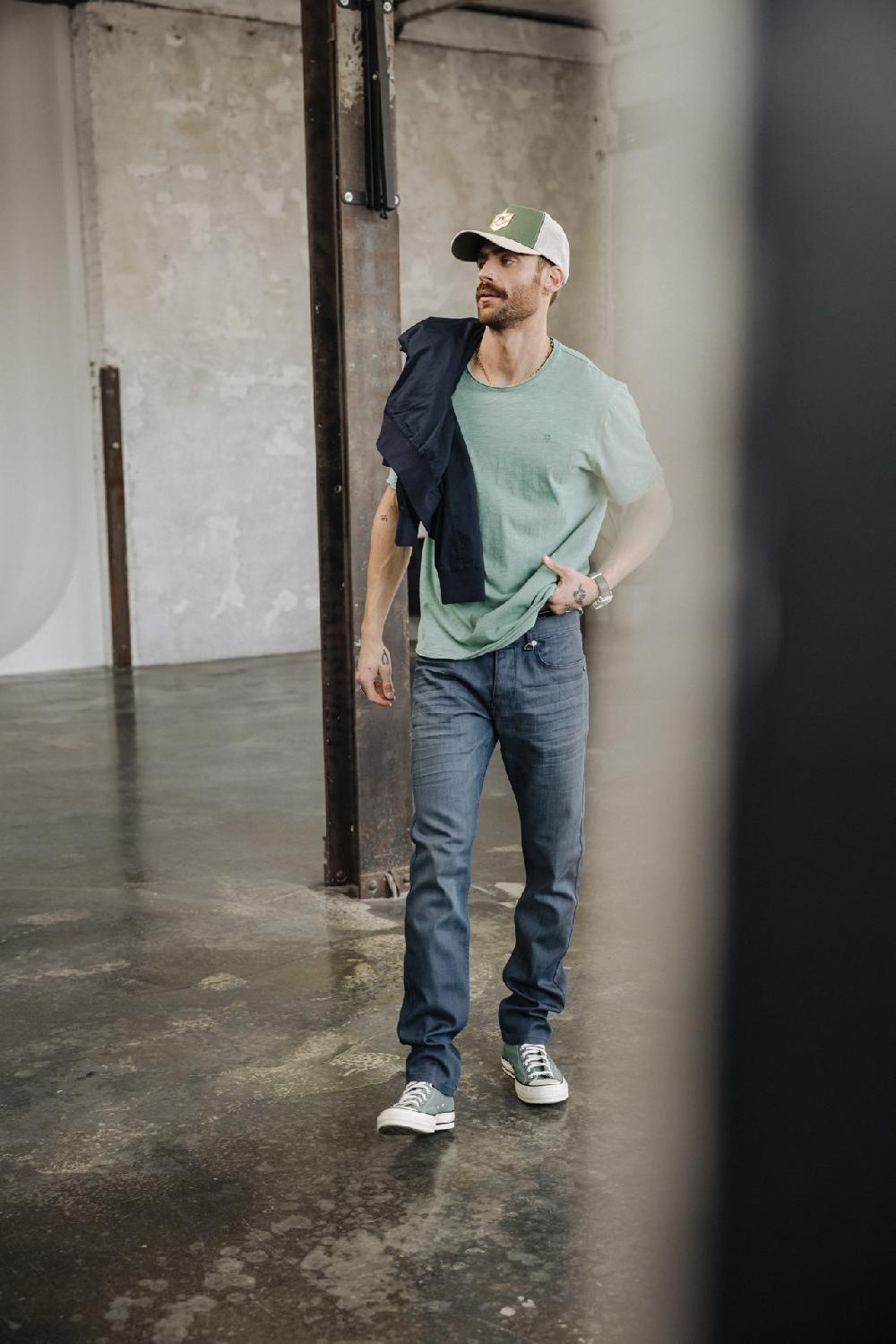 Freeman T. Porter Chuck Kansas T-shirt Brodé Homme Feldspar