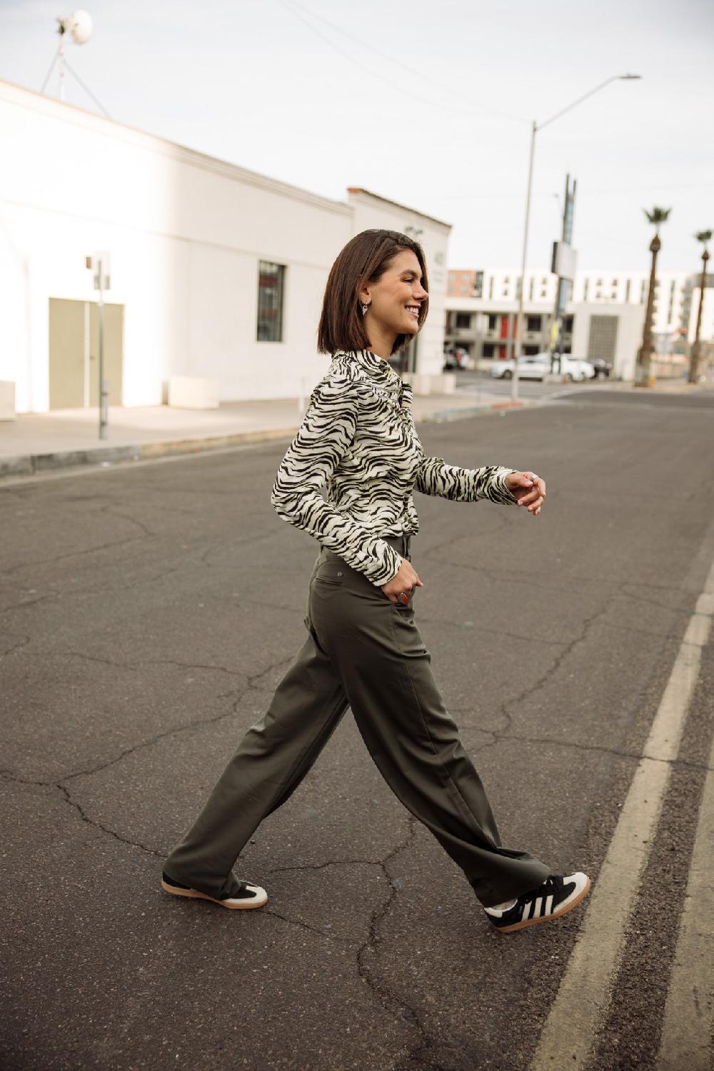 Freeman T. Porter Crizia Green Tiger Chemise Détails Cloutés Femme Original