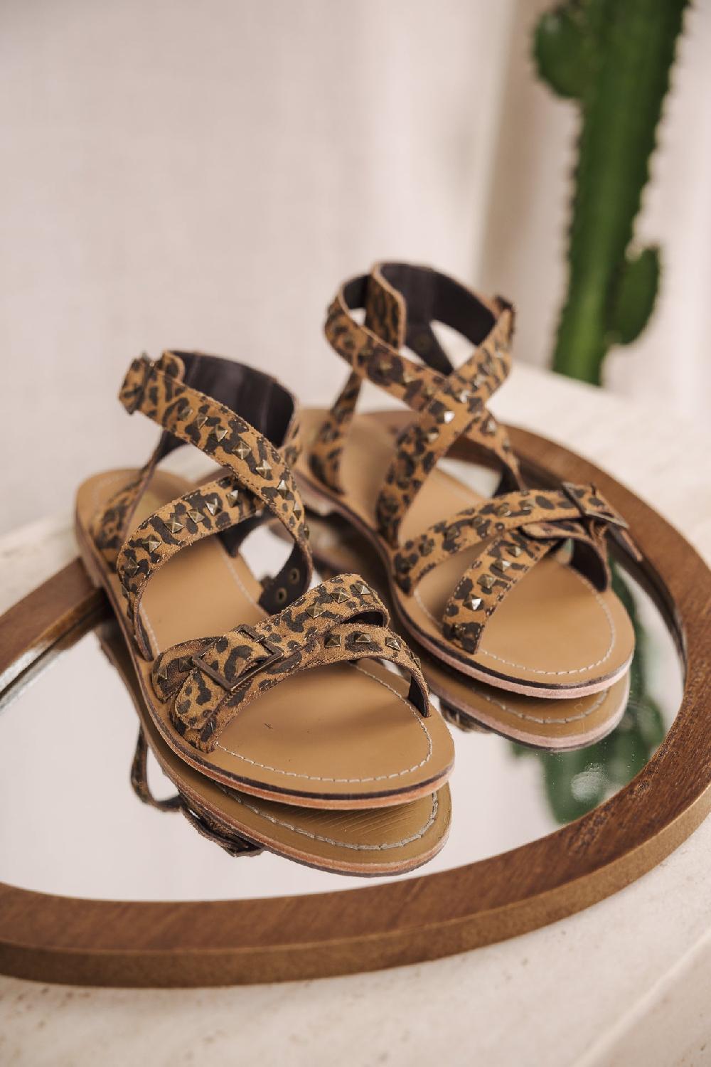 Freeman T. Porter Elida Suede Sandales Cloutées Femme Leo