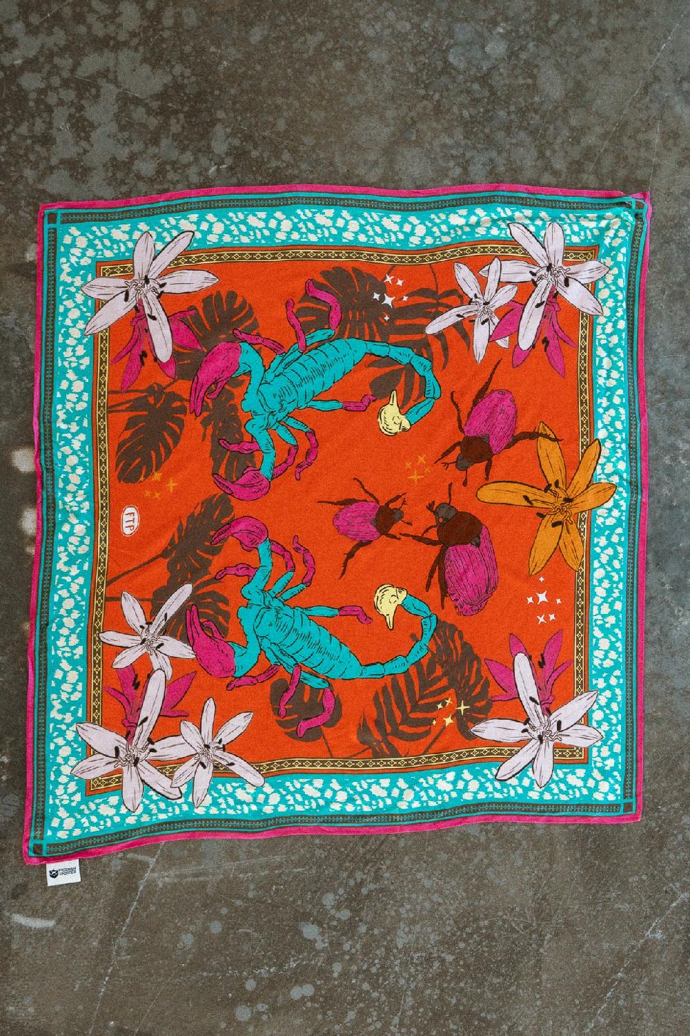 freeman t. porter Fathia Desert Wildlife Big Foulard imprimé Femme vibrant orange