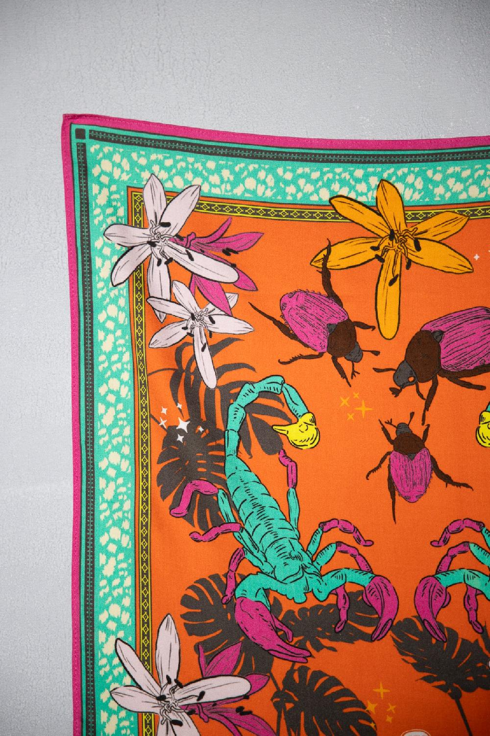 Freeman T. Porter Fathia Desert Wildlife Small Foulard Imprimé Femme Vibrant Orange