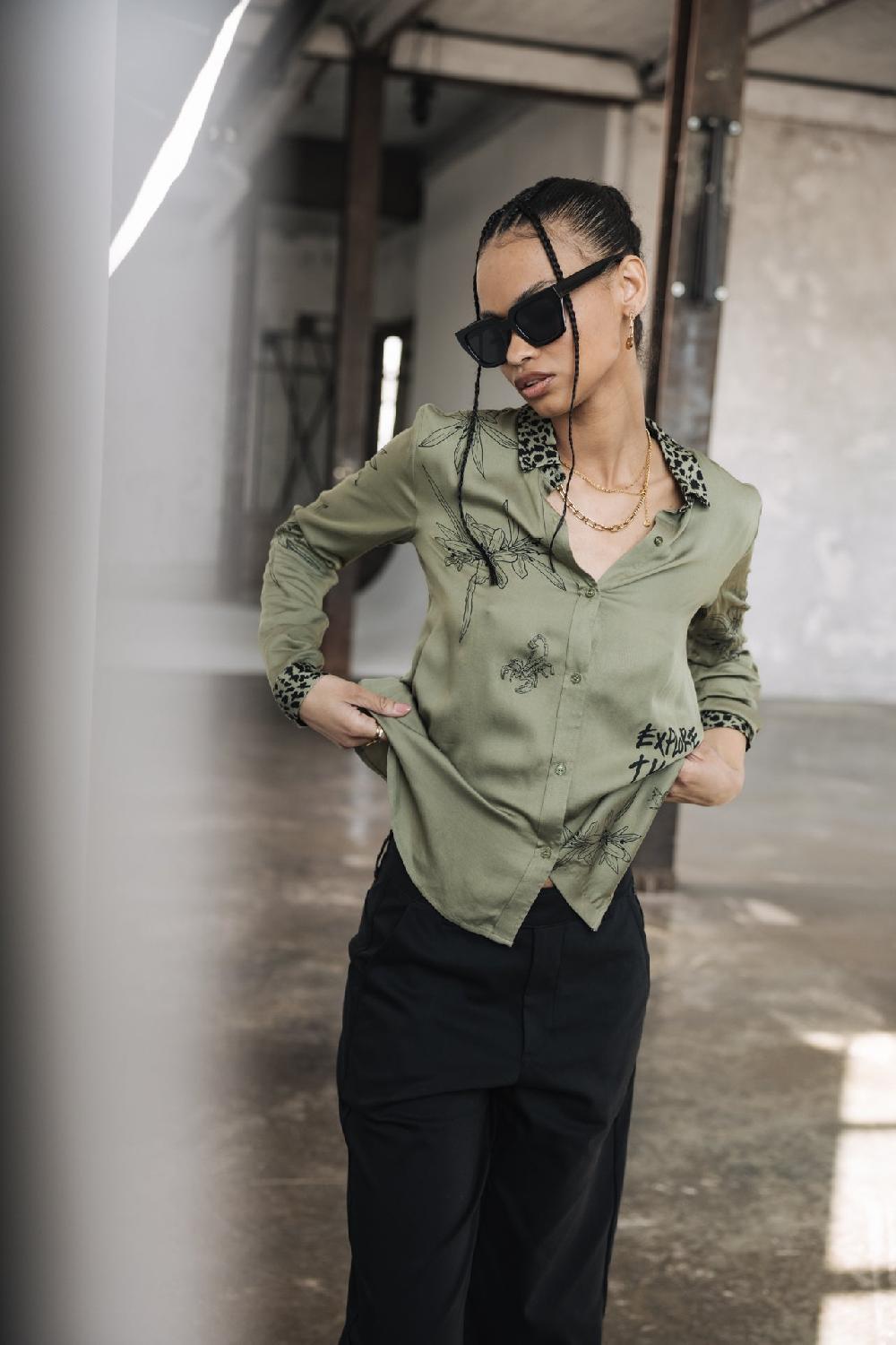 Freeman T. Porter Katy Sahara Trip Chemise Imprimée Femme Deep Lichen Green