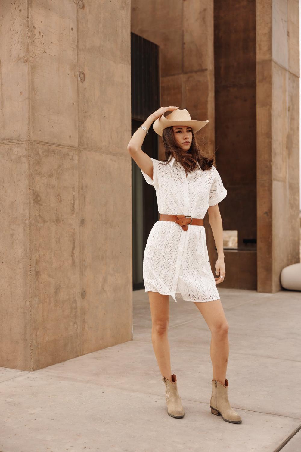 Freeman T. Porter Raffia Leaf Lace Robe Chemise Femme White