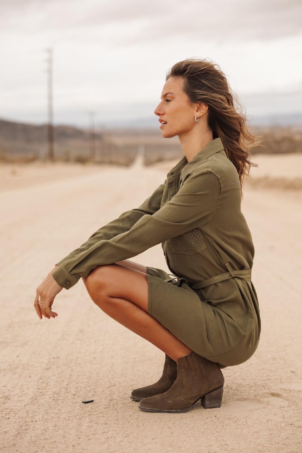 Freeman T. Porter Ravissa Plain Robe Chemise Détails Clous Femme Khaki