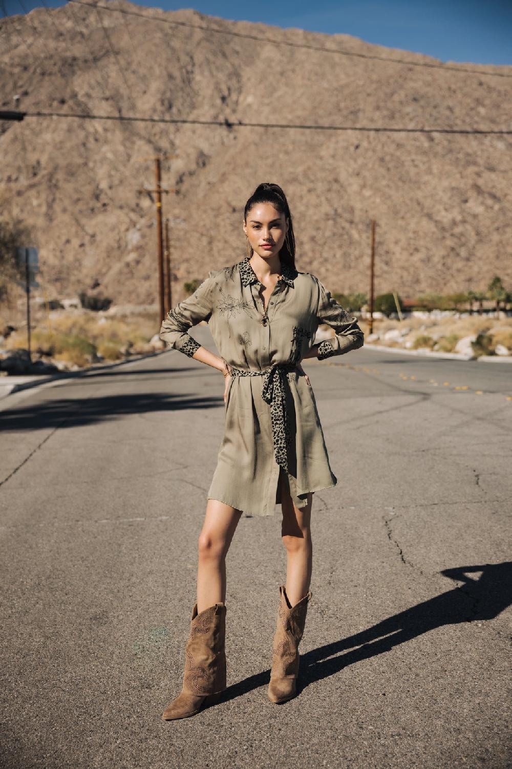 Freeman T. Porter Ravissa Sahara Trip Robe Chemise Détails Léo Femme Deep Lichen Green