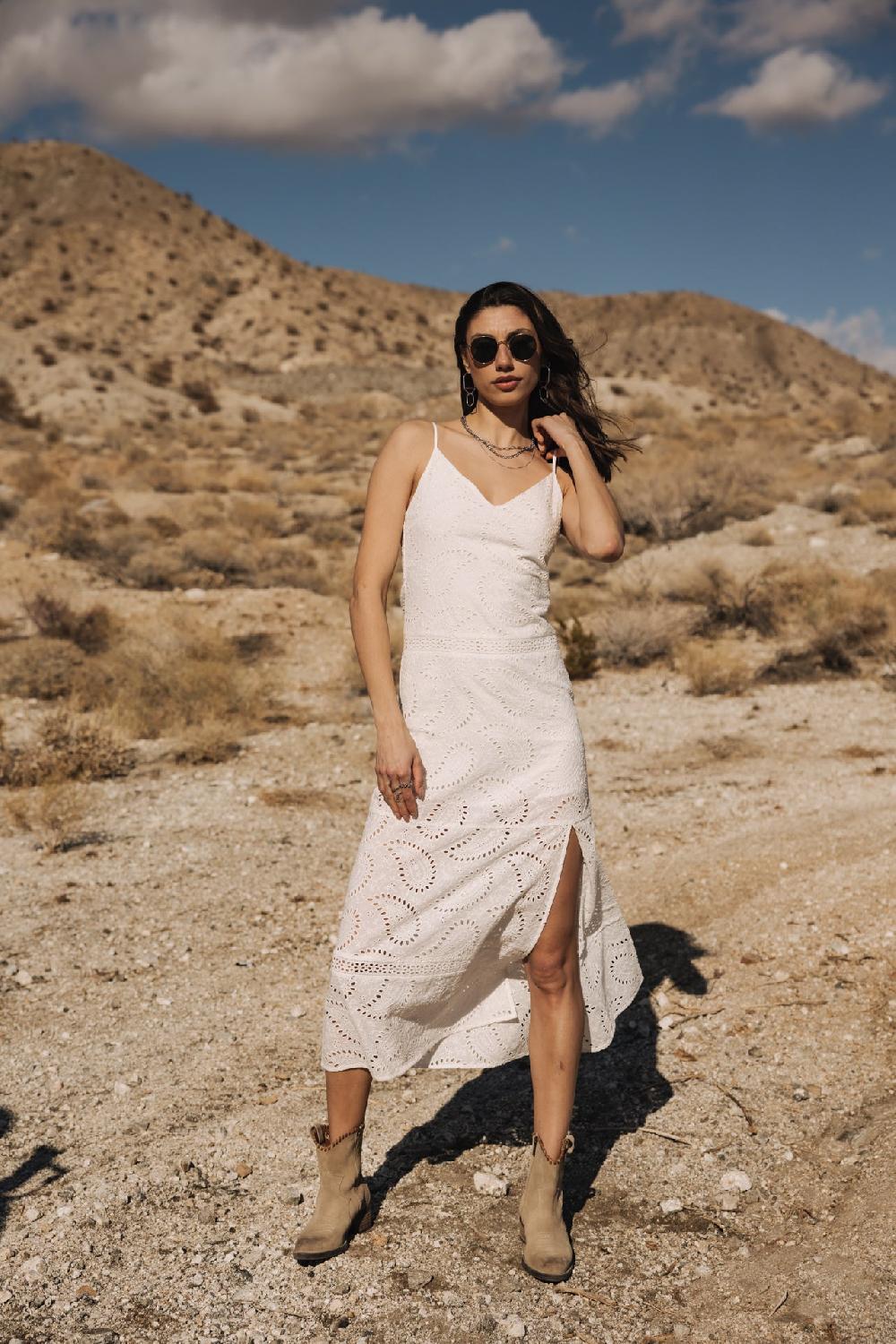 Freeman T. Porter Revania Lace Robe Avec Fente Côté Femme White