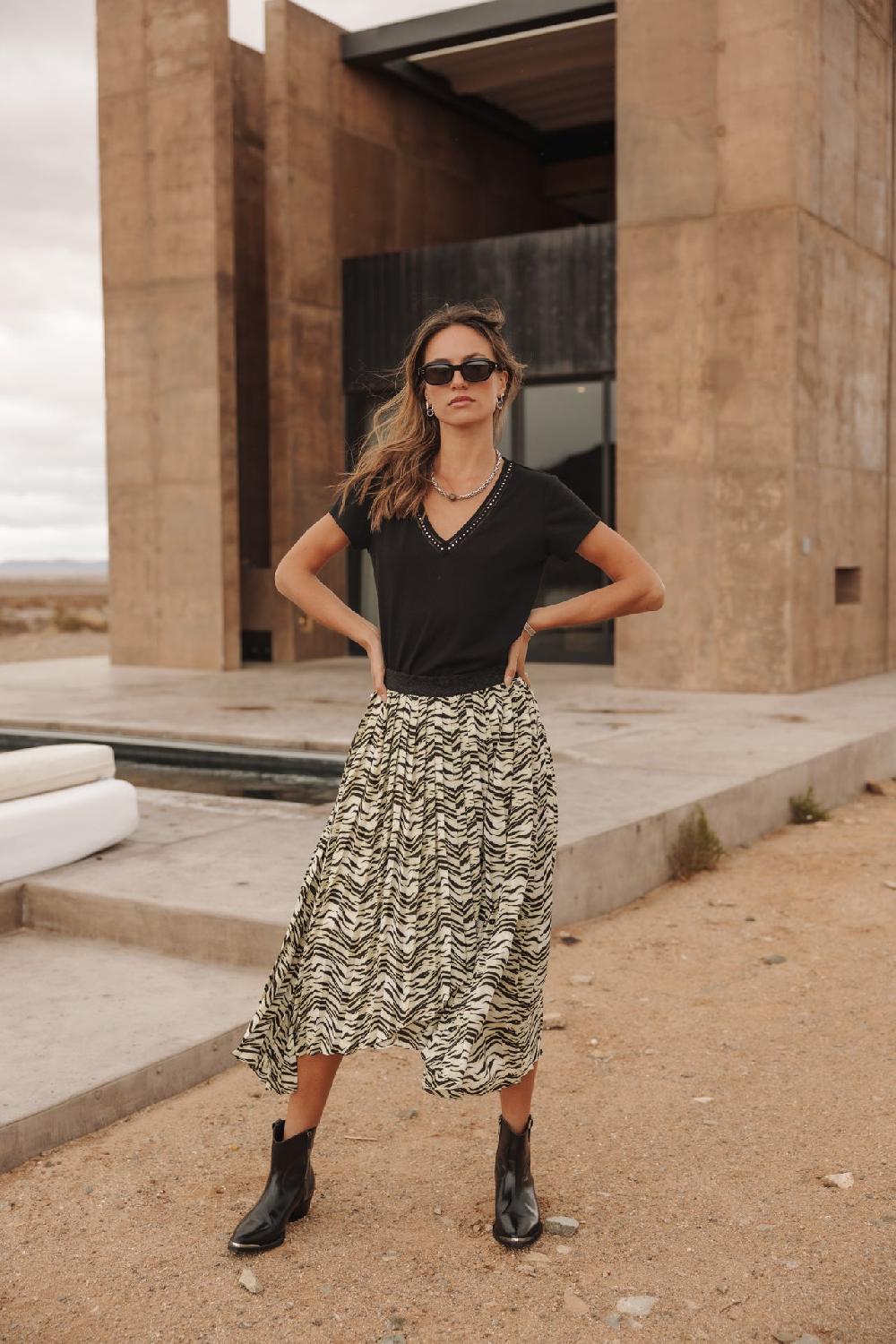 Freeman T. Porter Taile Studs T-shirt Col V Femme Black