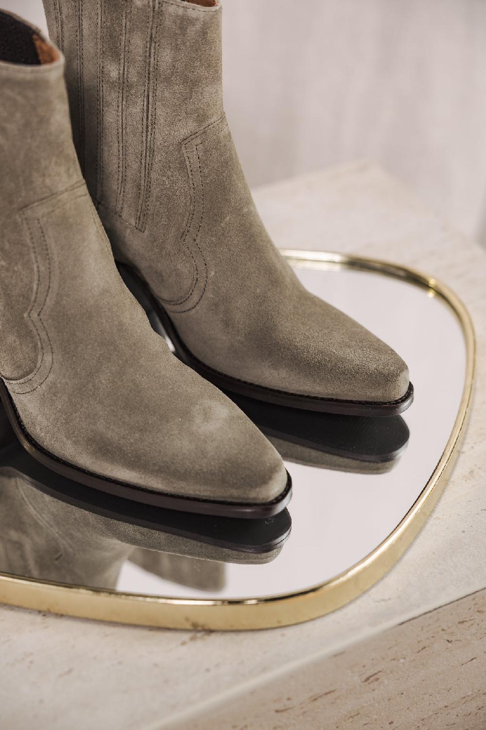 Freeman T. Porter Teresa Suede Boots En Cuir Femme Truffle