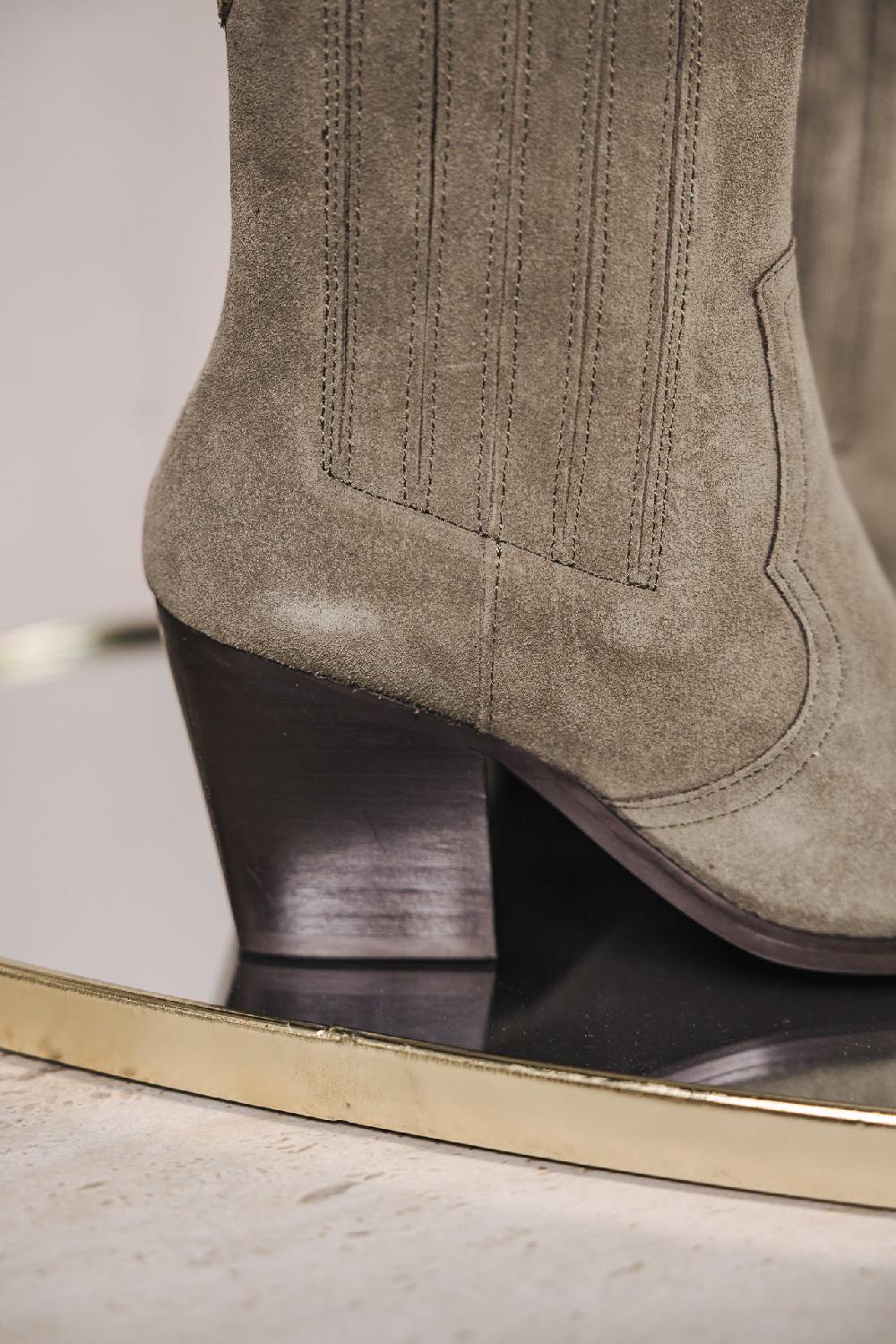 Freeman T. Porter Teresa Suede Boots En Cuir Femme Truffle