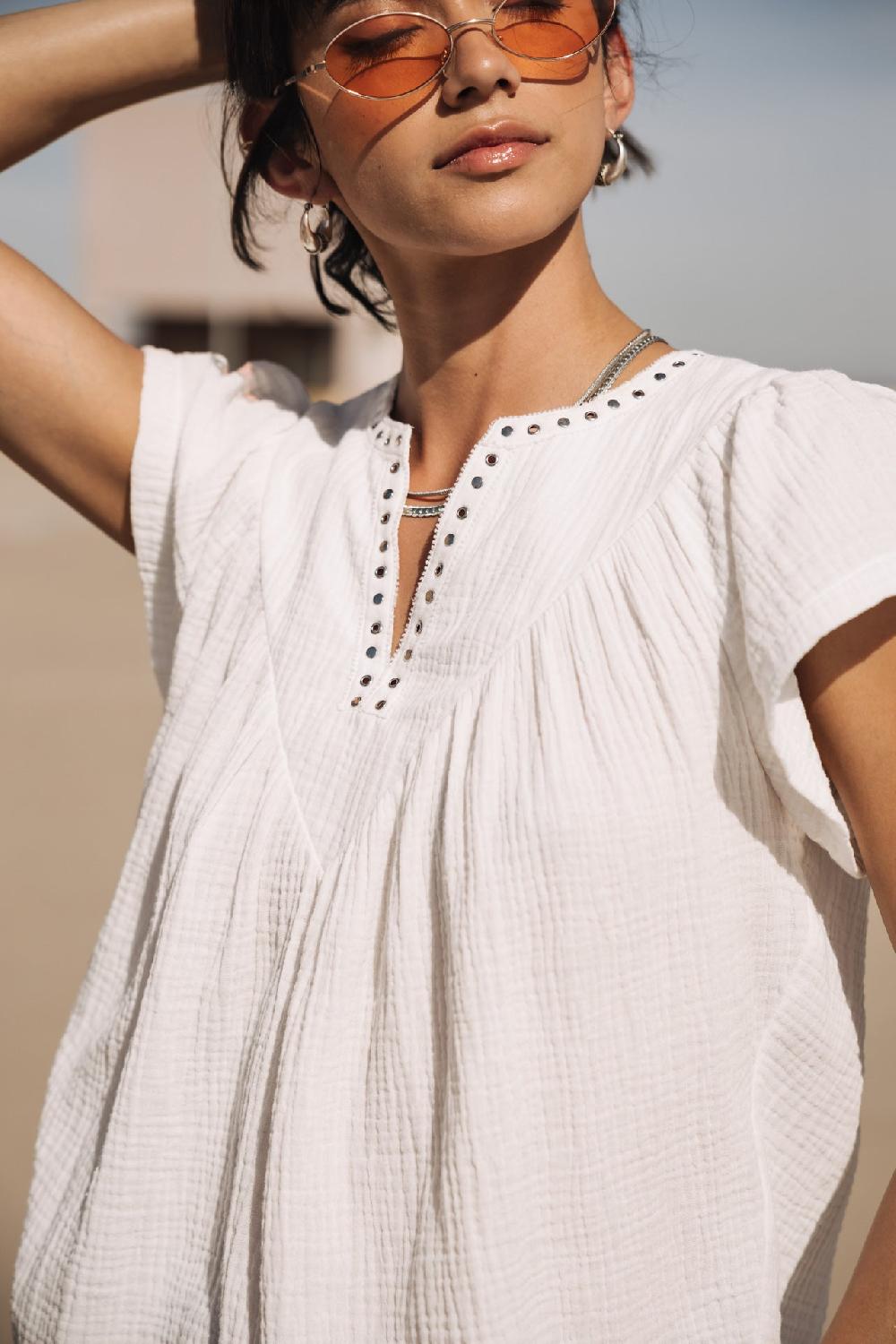 Freeman T. Porter Tillie Plain Color Top Ample Détails Clous Femme White