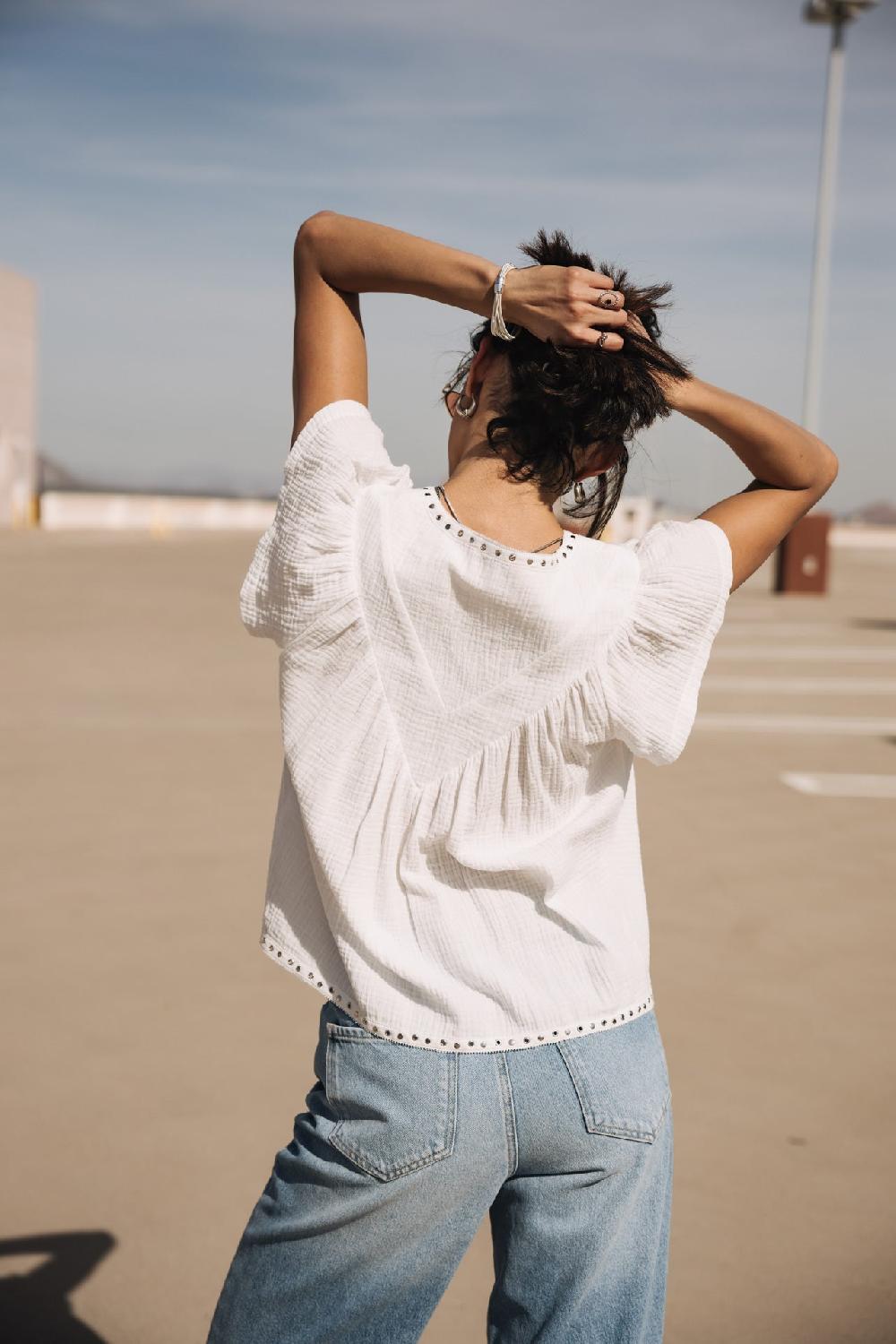 Freeman T. Porter Tillie Plain Color Top Ample Détails Clous Femme White