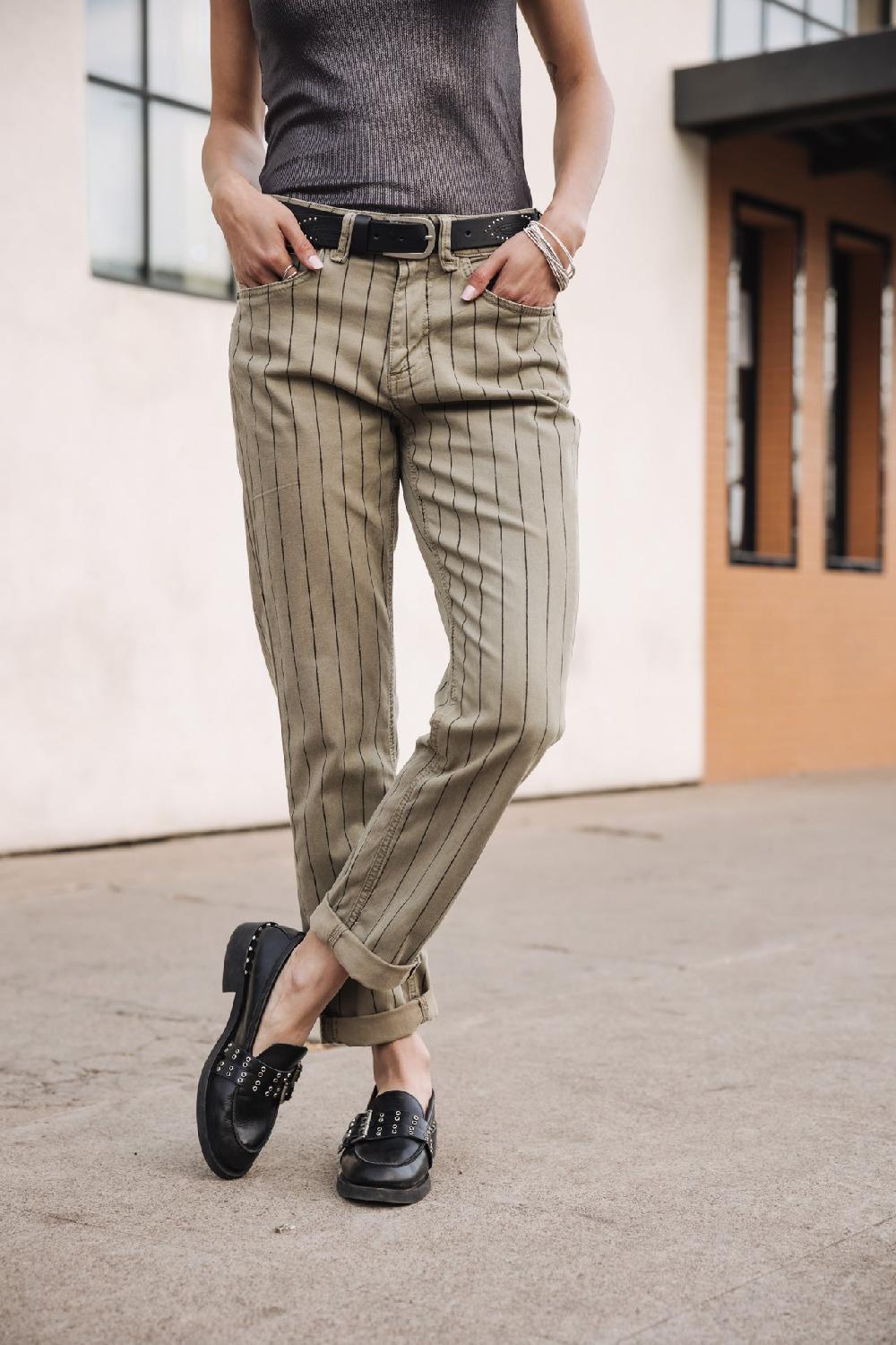 freeman t. porter Timea Paléole Pantalon cropped boyfriend Femme deep lichen green