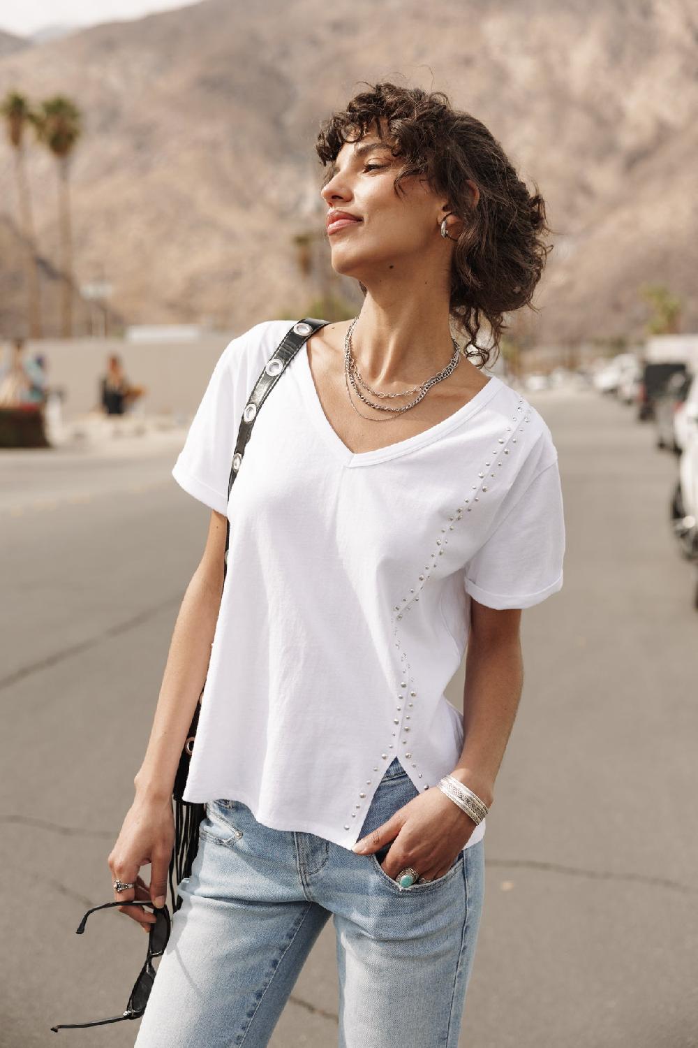 freeman t. porter Tribeta T-shirt col V clouté Femme white