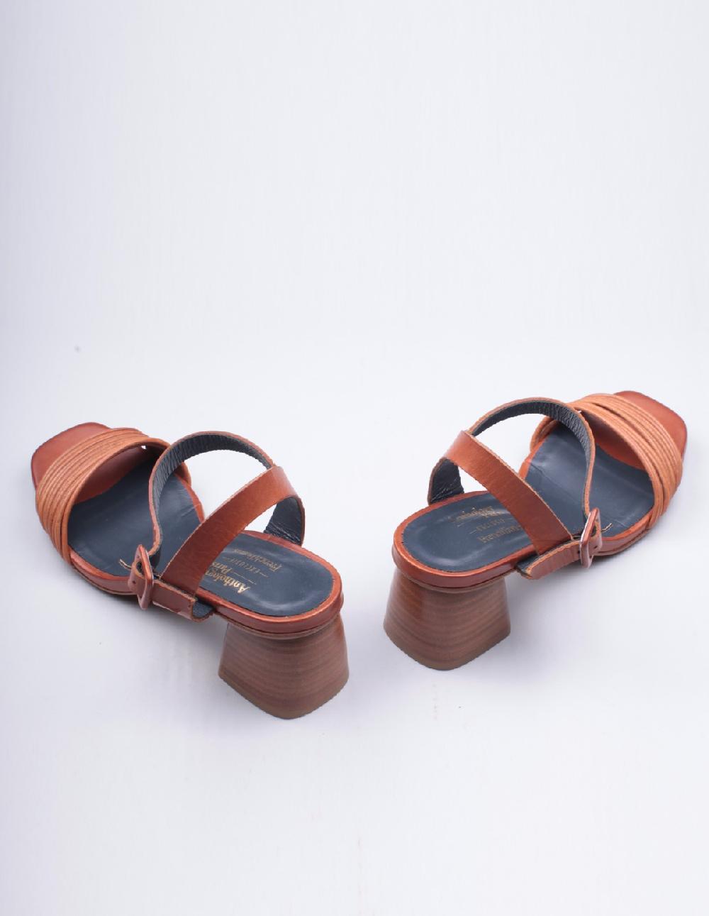 French Trotters Antho Laure Exclu Ft