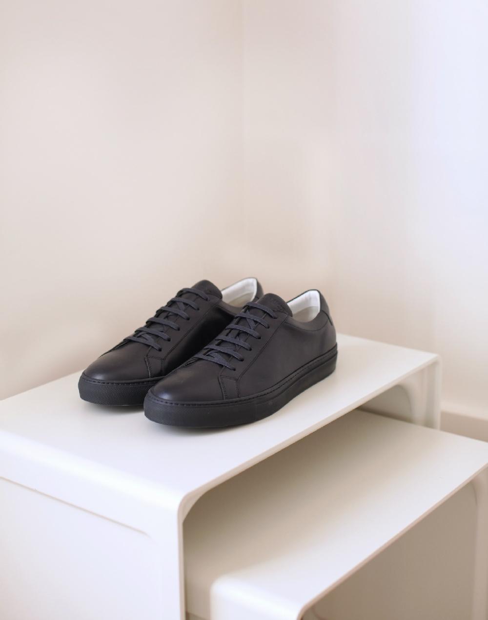 french trotters BASKETS EN CUIR