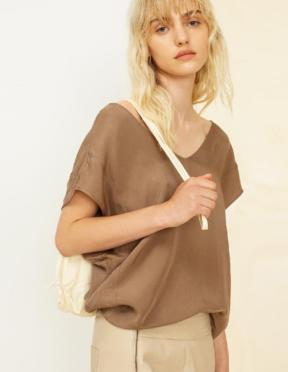 French Trotters Huma Diff Top