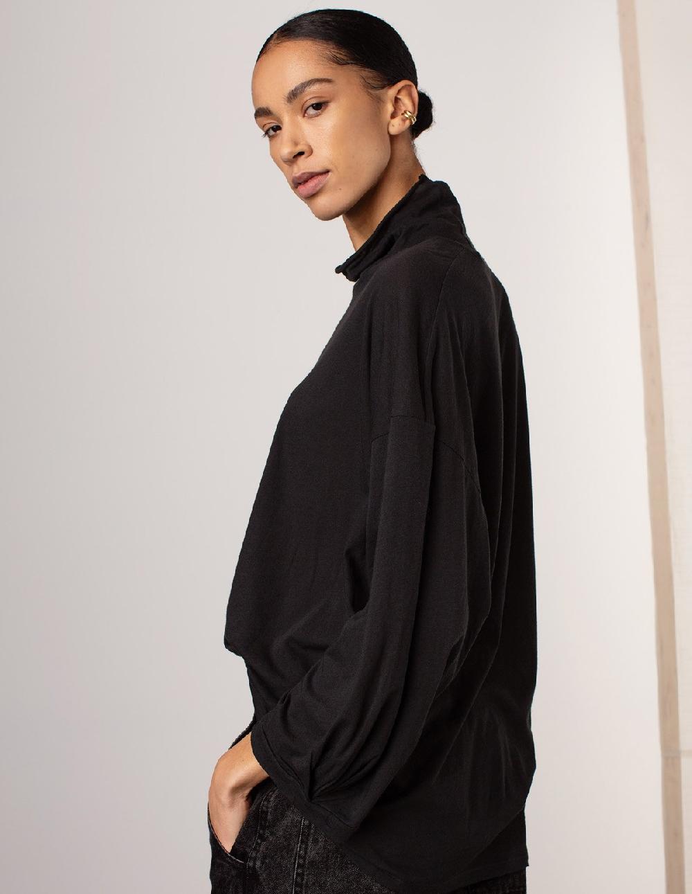 French Trotters Huma Hedde Top