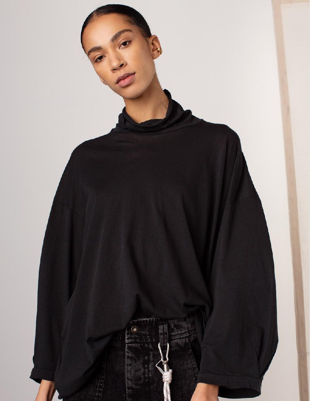 French Trotters Huma Hedde Top