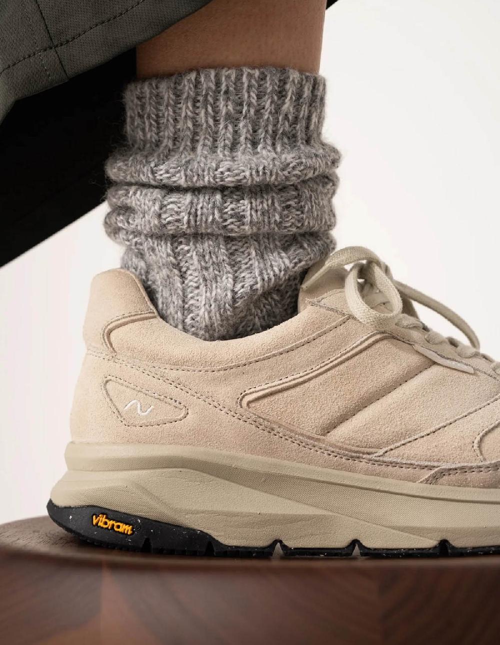 French Trotters Neutra Hakone V2