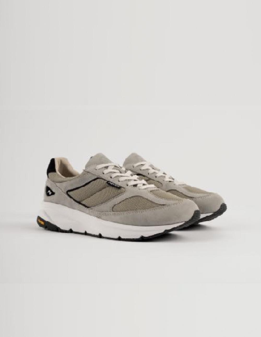 french trotters Neutra Hakone V2